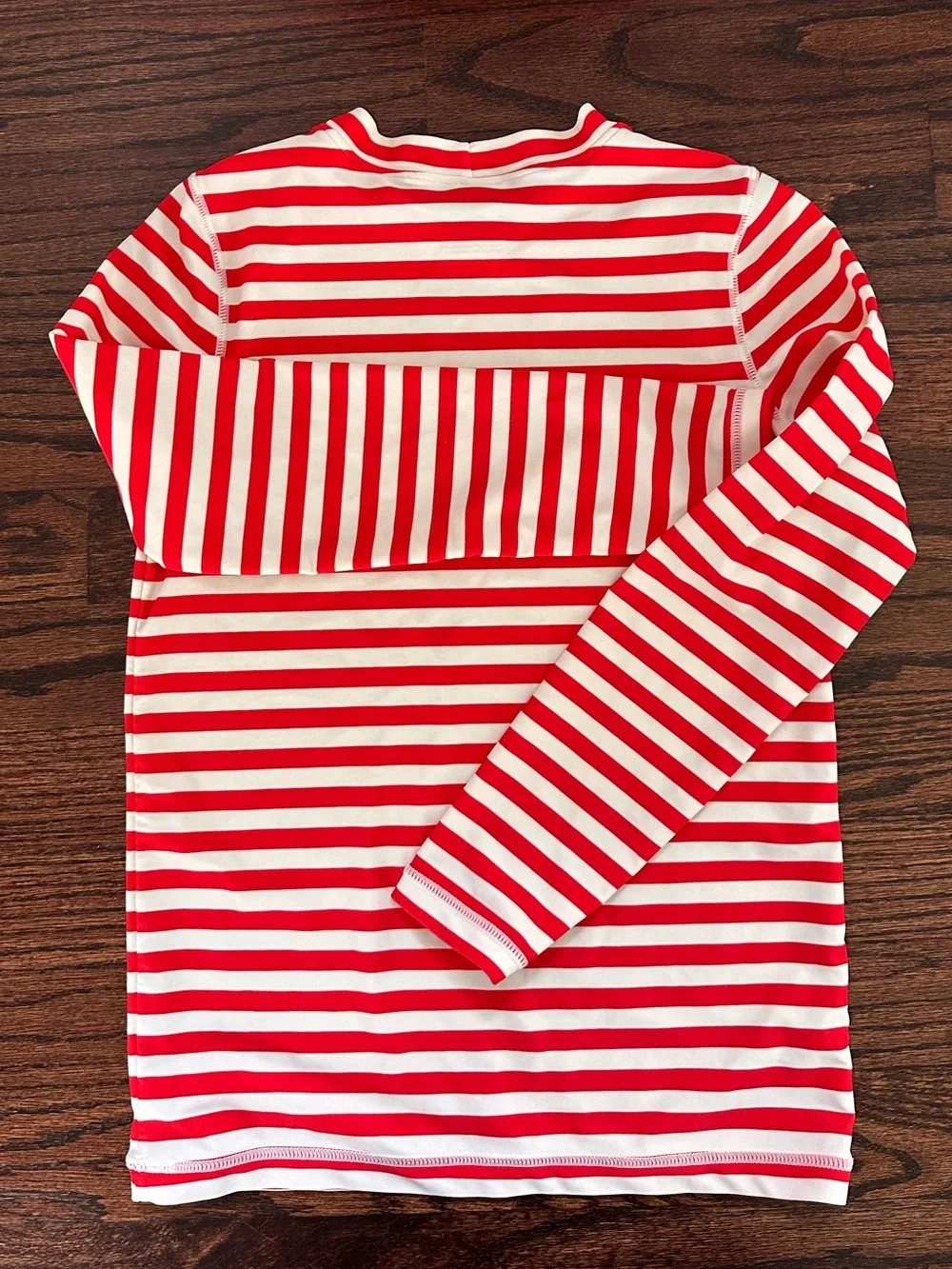 Primary long sleeve striped rash guard, size 8-9Y
